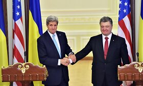 JAV sekretorius Johnas Kerry susitiko su Ukrainos prezidentu Petro Poro&scaron;enka