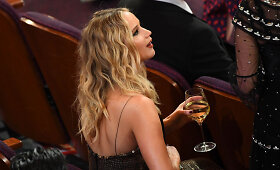 Jennifer Lawrence per &bdquo;Oskarus&ldquo; padaugino alkoholio
