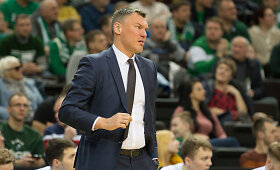 &Scaron;arūnas Jasikevičius rungtynėse su &bdquo;Pieno žvaigždėmis&ldquo; prie&scaron; Gediminą Petrauską