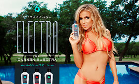Buvusi &bdquo;Gelbėtoja&ldquo; Carmen Electra pristatė savo vardo lubrikantų liniją