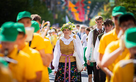 Lietuvos moksleivių dainų &scaron;ventės eitynės