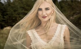 Meilės dieną &ndash; vestuvinių suknelių fotosesija su žinomomis moterimis