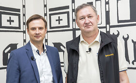 15min konferencijoje Artūras Pakėnas ir Andrius Jaržemskis