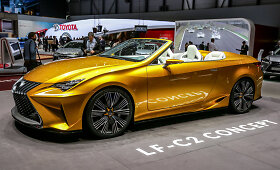 Ženevos automobilių parodoje pristatytas naujasis &bdquo;Lexus LF-C2&ldquo; konceptas