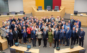 Seimas pabaigė pavasario sesiją