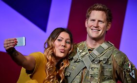 &bdquo;Madame Tussauds&ldquo; muziejus princo  Harry va&scaron;kinę figūrą aprengė kariuomenės drabužiais