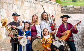 Grupė &bdquo;Hansanova&ldquo;