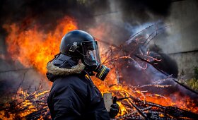 Nekasdienis vaizdas: pareigūnai per pratybas pateko į tikrą peklą