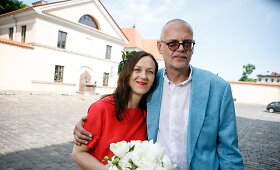 Kaune spalvingai susituokė dailininkai Lina Dūdaitė ir Marius Jonutis