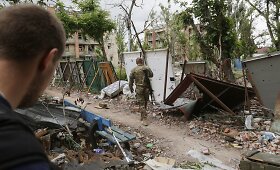 Beveik visi civiliai pasitraukė i&scaron; bombarduojamo &Scaron;irokino miestelio