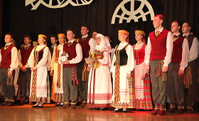 Tautinių &scaron;okių kolektyvui &bdquo;Sėja&ldquo; &ndash; 70 metų 