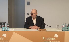 Susitikimas su Salmanu Rushdie Frankfurto knygų mugėje