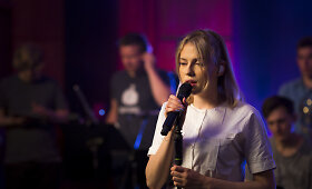 Monique ruo&scaron;iasi koncertui su orkestru
