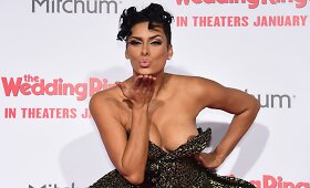 Laura Govan filmo premjeroje netyčia apnuogino savo krūtis