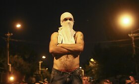 Armėnijos sostinėje vyko naktinės riau&scaron;ės
