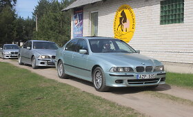 Panevėžio gyvūnų prieglaudoje &ndash; Kauno &bdquo;BMW fanų&ldquo; klubo vizitas ir dovanos keturkojams