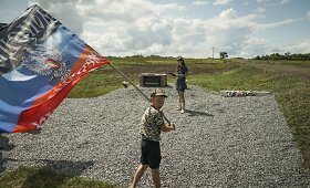 Ukrainos kaimas, prie kurio sudužo Malaizijos lėktuvas, mini įvykio metines
