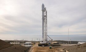 &bdquo;SpaceX&ldquo; raketa i&scaron;kėlė į orbitą palydovą, tačiau sėkmingai ją nutupdyti nepavyko