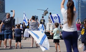 Džiaugsmo diena: po 2 metų nelaisvės į Izraelį grįžta įkaitai