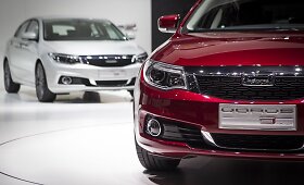 Kini&scaron;kas įrodymas, kad čia gali būti kuriami geri automobiliai: &bdquo;Qoros 3&ldquo;