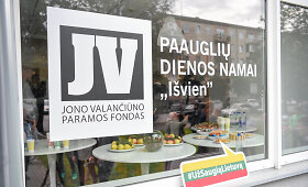 Jonas Valančiūnas ir Paauglių dienos namų auklėtiniai
