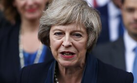 Premjerės Theresos May Britanijos vyriausybės nariai