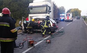 &Scaron;iurpi avarija kelyje Vilnius-&Scaron;umskas