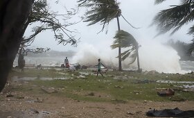 Vanuatu užgriuvo smarkus atogrąžų ciklonas
