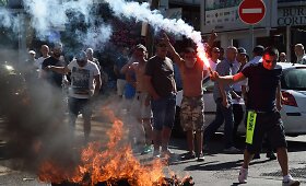 Programėlės &bdquo;Uber&ldquo; pasirodymas Paryžiuje i&scaron;&scaron;aukė taksistų protestą