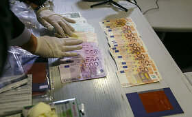 Kaune sulaikyti eurų padirbinėtojai