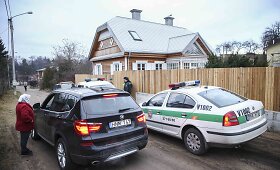 Atkastas į sprogmenį pana&scaron;us daiktas sukėlė sujudimą Naujininkuose