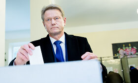 Rolandas Paksas balsavo Seimo rinkimuose