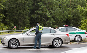 Trečiadienio rytinis policijos reidas Ei&scaron;i&scaron;kių plente