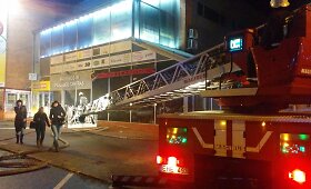 Panevėžyje užsiliepsnojo prekybos centras