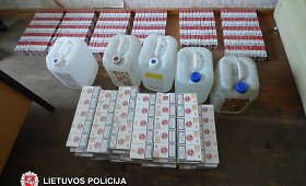 Gystėnų kaime pareigūnai sulaikė vyrą, gaminusį naminę degtinę ir pardavinėjusį kontrabandines cigaretes