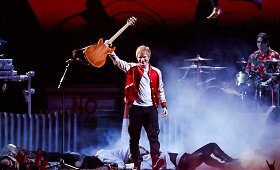 2022 m. Britų muzikos apdovanojimų akimirkos