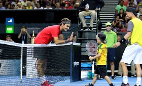 Rogeris Federeris eksperimentiniame teniso mače nugalėjo Lleytoną Hewittą
