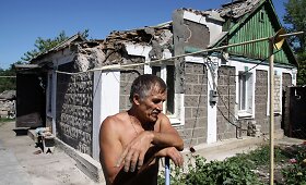Ukrainoje ruo&scaron;iantis naujoms taikos deryboms tęsiasi kovos