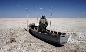 Bolivijoje i&scaron;džiūvo antras pagal dydį Poopo ežeras