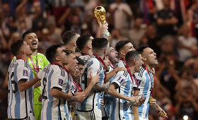 L.Messi Argentinos fiesta &ndash; pasaulio čempionų taurė jų rankose
