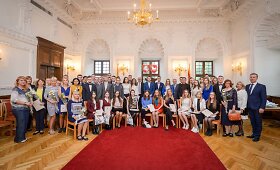 Apdovanoti geriausi Kauno abiturientai