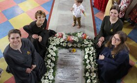 Indijoje atidengta paminklinė lenta lietuvių kilmės vyskupui