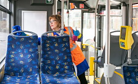 Vilniuje dezinfekuojamas autobusas