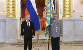 Vladimiras Putinas pasveikino i&scaron; Sirijos grįžusius karius