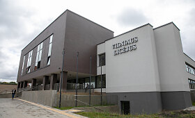 Vilniaus licėjuje pristatyta bekontaktė temperatūros matavimo sistema