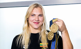 Rūtos Meilutytės ir plaukikų komandos pasitikimas Vilniaus oro uoste
