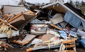 Pietinę JAV dalį siaubia tornadai: &bdquo;Baisiausia, ką teko patirti&ldquo;
