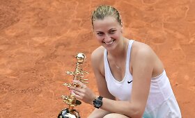 Petra Kvitova nugalėjo Svetlaną Kuznecovą ir antrą kartą tapo Madrido čempione