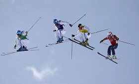 Sočyje akrobatinio slidinėjimo vyrų kroso varžybose triumfavo prancūzai 