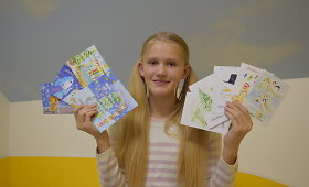 13-metės Salomėjos meilė savo &scaron;eimai: po gaisro pinigų surinko pardavusi atvirukus